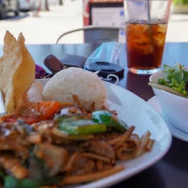 L - Spicy Fried Noodle.